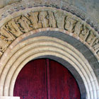 Eglise portail bestiaire roman 1a